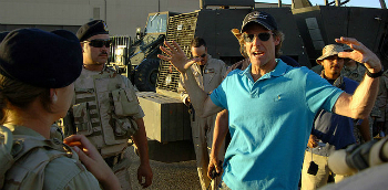 Wikipedia_MichaelBay-T4-350.jpg