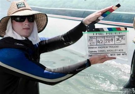 Thousands visit set of THE REEF