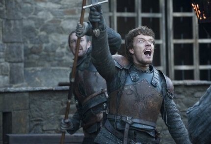 TV Review: GAME OF THRONES S2E10, VALAR MORGHULIS (Or, Winter Arrives North Of The Wall)