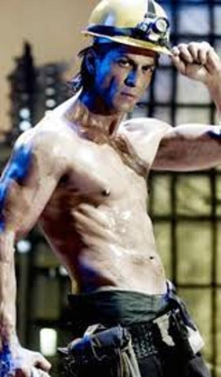 Could Bollywood's RA. ONE Be The First Interactive Video Game Movie?