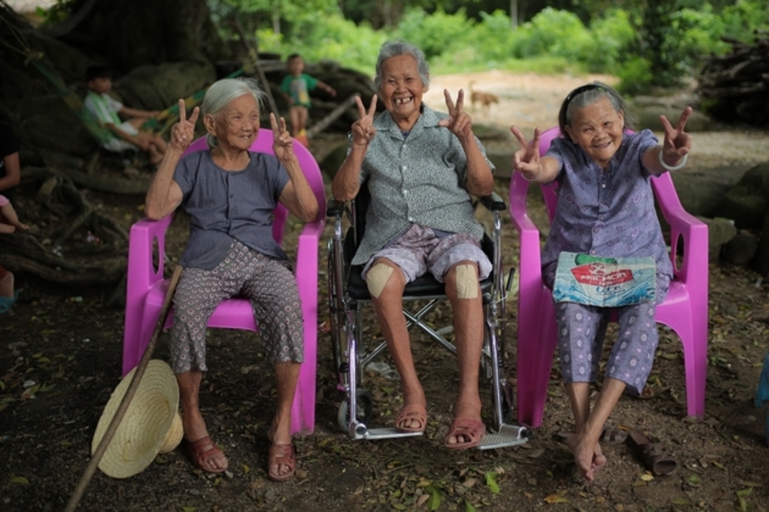 Busan 2015 Review: TWENTY TWO, Sober But Slow Portrait Of Chinese Comfort Women