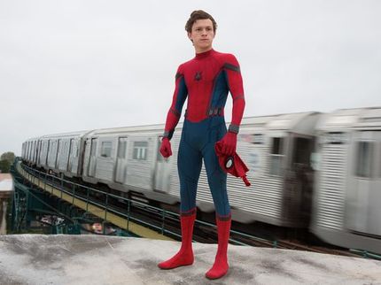 SPIDER-MAN HOMECOMING Writing Duo Back For Sequel