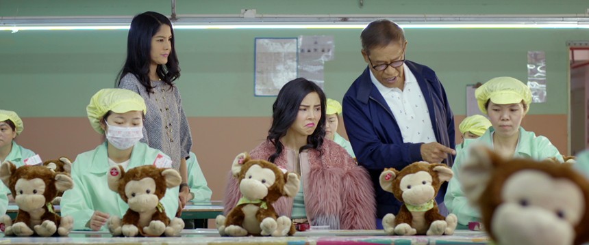 Asian American International 2019 Review: GO BACK TO CHINA, An Endearing, Brightly Colored Comedy-Drama About Family And Cultural Clashes