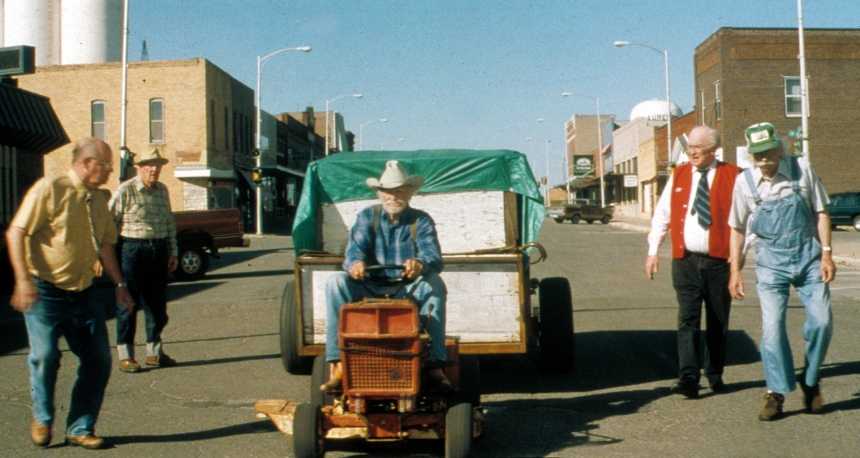 Now Streaming: THE STRAIGHT STORY, David Lynch and The Lawnmower Man