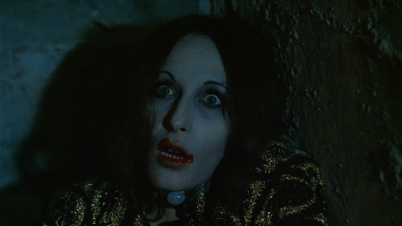 THE_SHIVER_OF_THE_VAMPIRES_1971_2.png