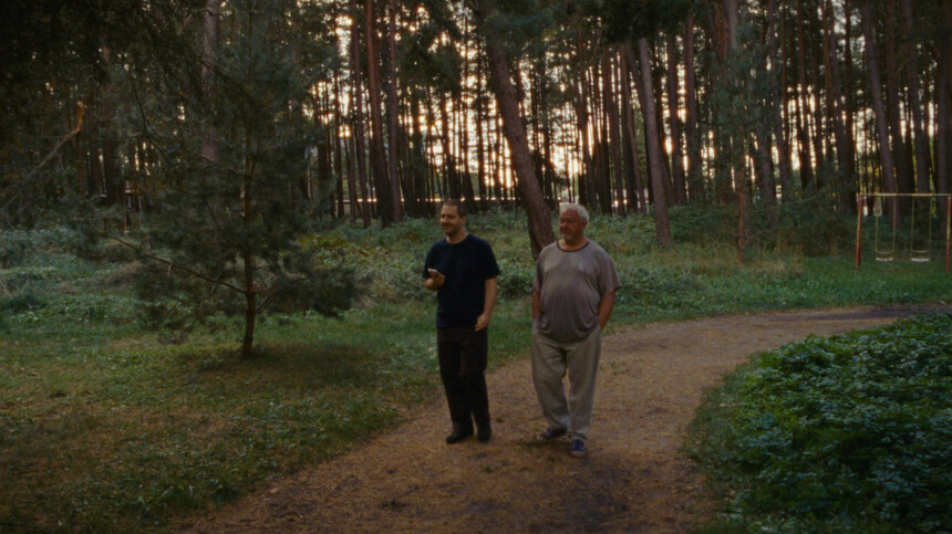 Karlovy Vary 2025 Review: THE VISITOR Observes the Subtle Rituals of Letting Go