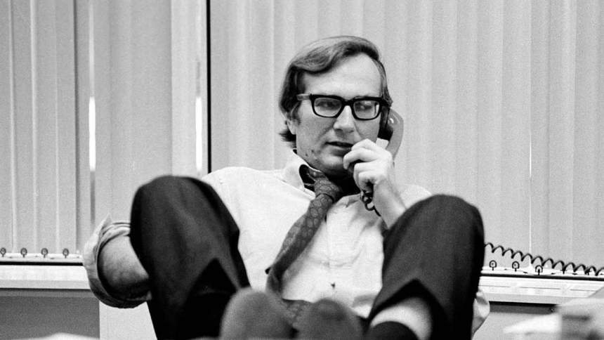 Toronto 2025 Review: COVER-UP, Takes A Closer Look at Seymour Hersh and The Ongoing American Experiment