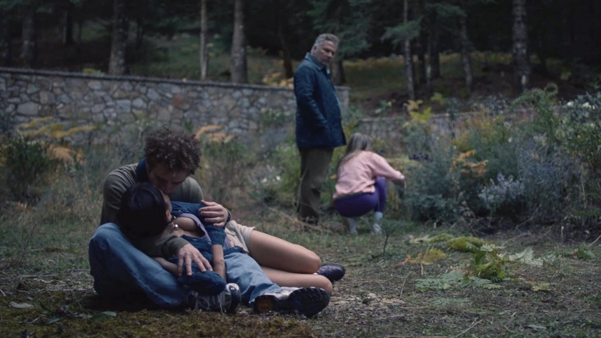 MotelX 2025 Review: BUZZHEART Makes Meeting The Parents Horrifying