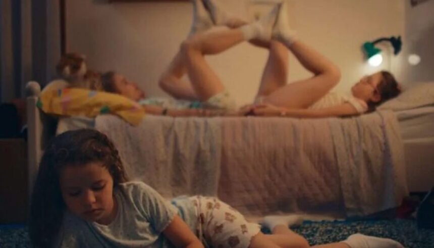 Locarno 2025 Review: MOSQUITOES Turns 1990s Nostalgia Into a Punk-Tinted Coming of Age