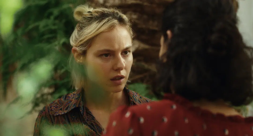 Berlinale 2026 Interview: IN A WHISPER Director-Writer Leyla Bouzid on Queerness and Her Narrative Approach as a Tunisian Filmmaker