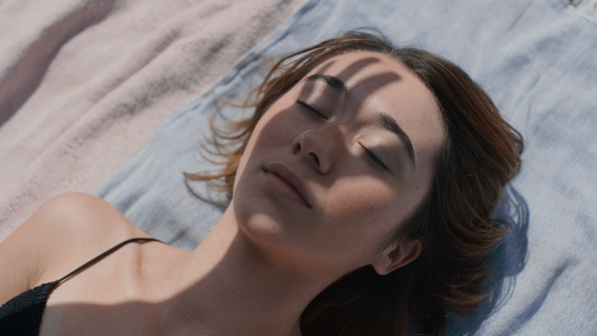 FORASTERA Review: Moving Slowly Into That Good Night