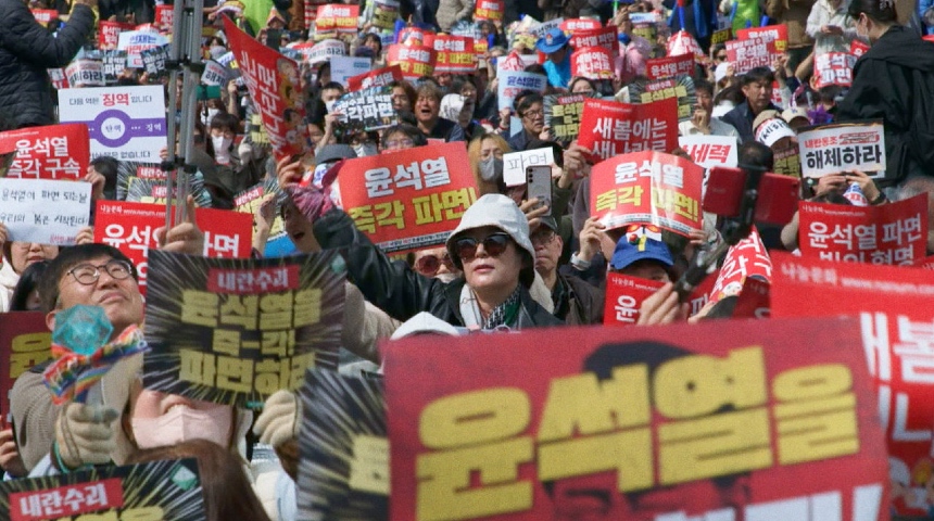 THE SEOUL GUARDIANS Review: Fighting for Democracy in South Korea