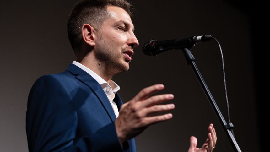 Karlovy Vary 2026 Interview: RAIN CATCHER Filmmaker Michele Fiascaris on Voyeurism and Building a Neo-Noir on a Limited Budget